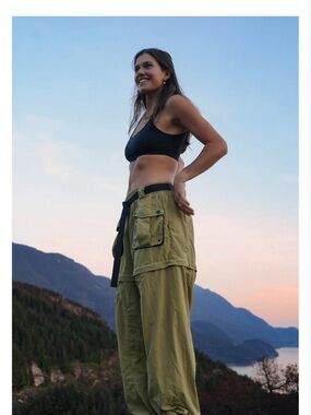 Notice the Reckless zip off pants BNWT